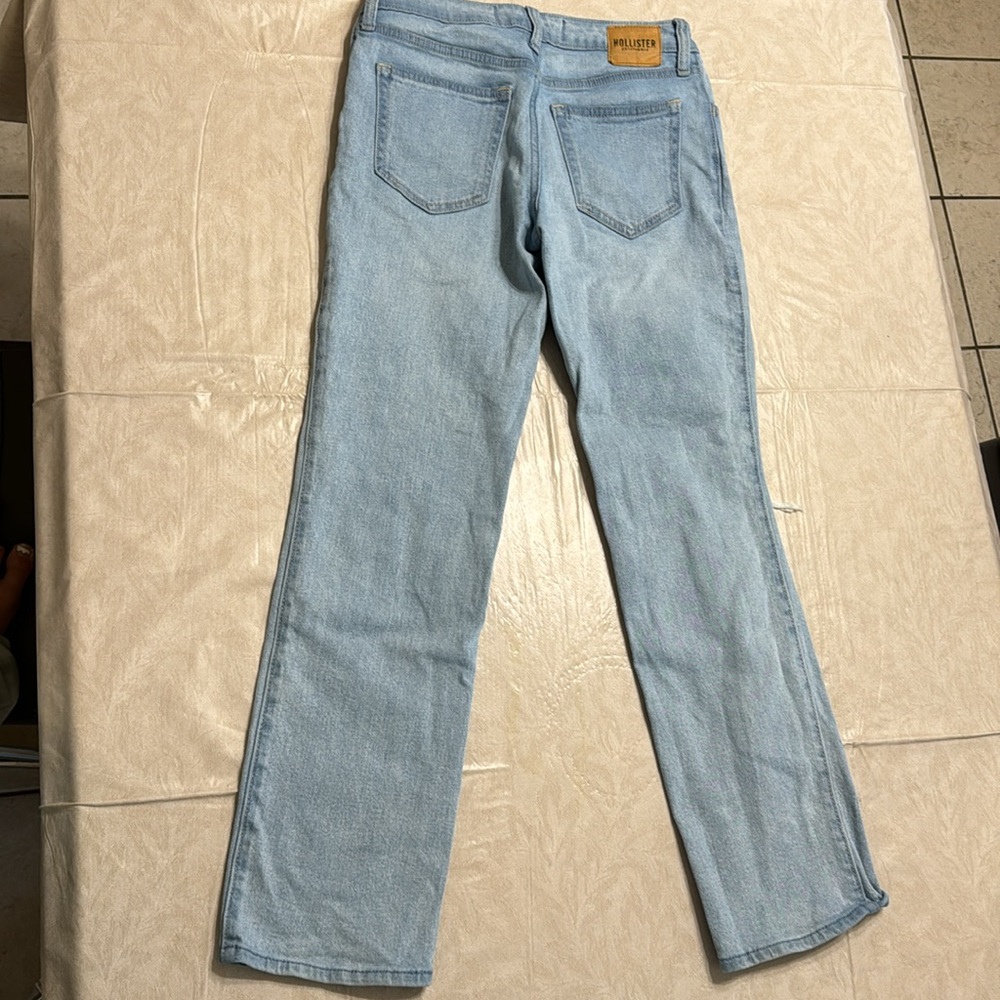 Hollister jeans - Picture 2 of 2